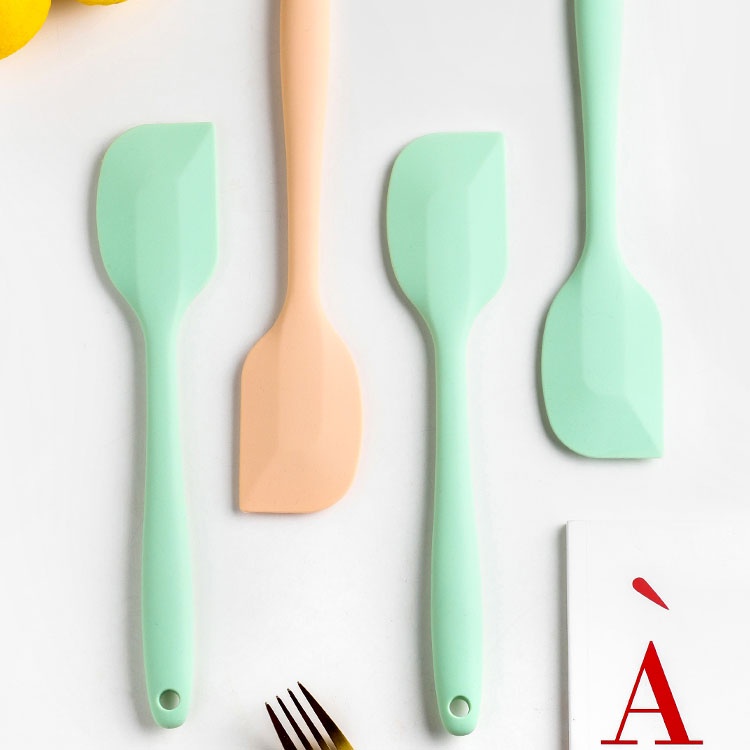Dụng cụ làm bánh bằng silicone chịu nhiệt độ cao thân thiện với môi trường