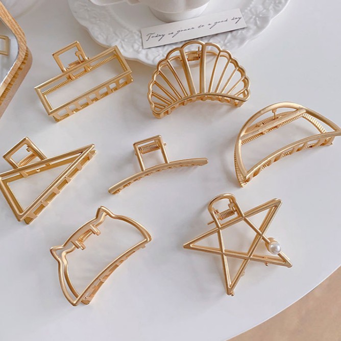 Kẹp tóc càng cua màu vàng kim thiết kế đơn giản