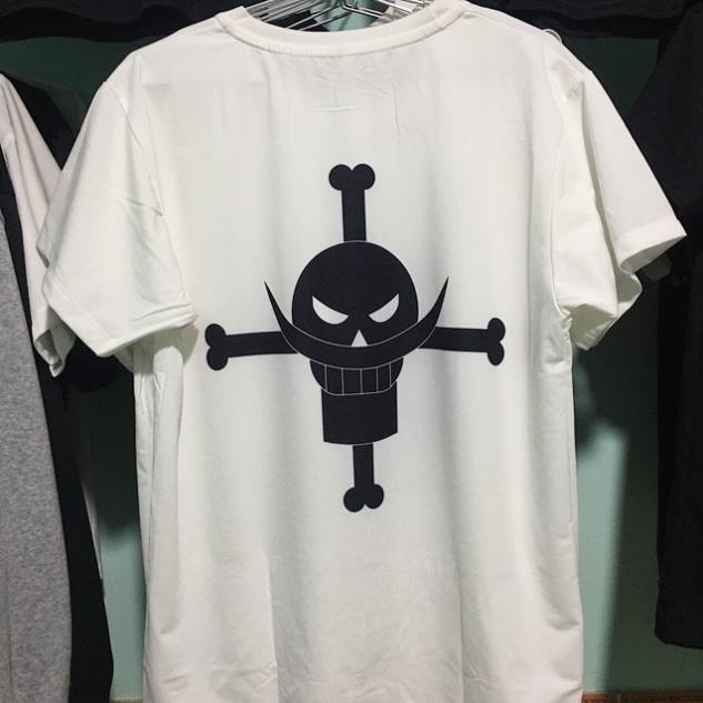 Áo One Piece tem râu trắng