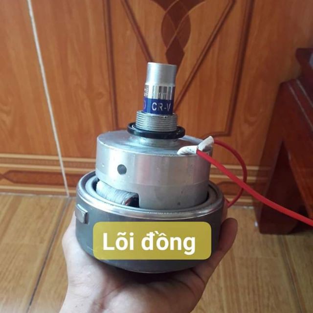 Cục phát điện gắn vào xe máy