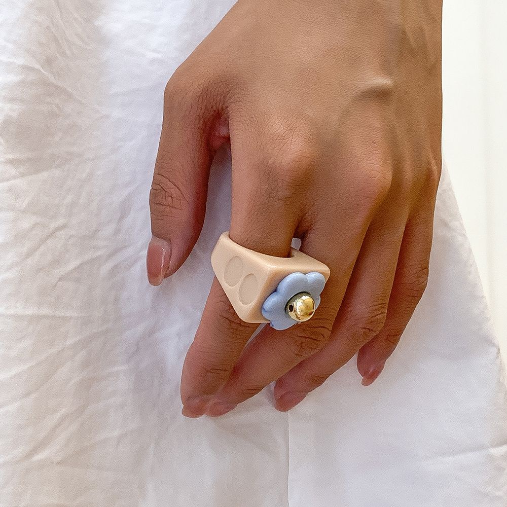 Nhẫn đeo tay bằng nhựa resin hình vuông màu kẹo đơn giản thời trang Hàn Quốc cho nữ