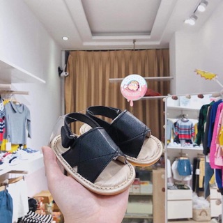 Sandal quai đen bé trai