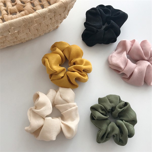 Cột tóc scrunchies trơn, hoạ tiết Mua Tất (muatatshop)