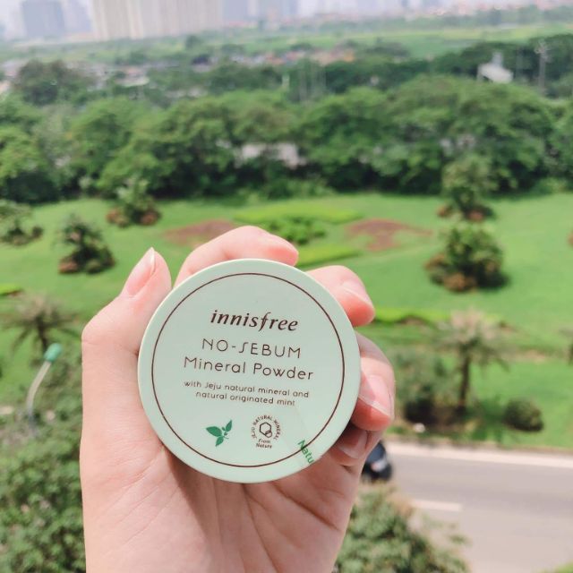 Phấn phủ Bột kiềm dầu Innisfree No Sebum Mineral Powder mẫu mới