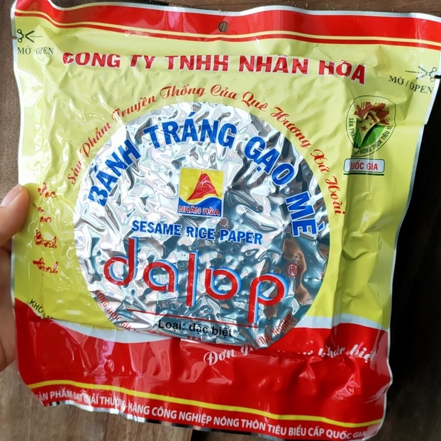 Bánh tráng mè nướng sẵn Dalop Nhân Hòa gói 75g
