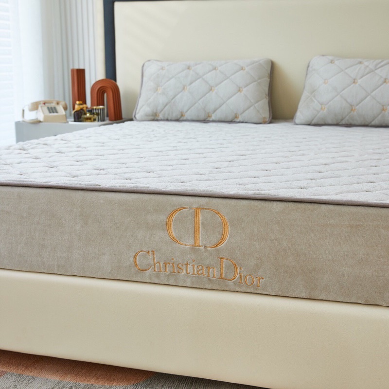 Ga gối nỉ nhung trần bông dày dặn thêu chữ mềm mịn ấm áp,ga giường trần bông mềm mịn thêu sang trọng SHOP vũ thị thơm