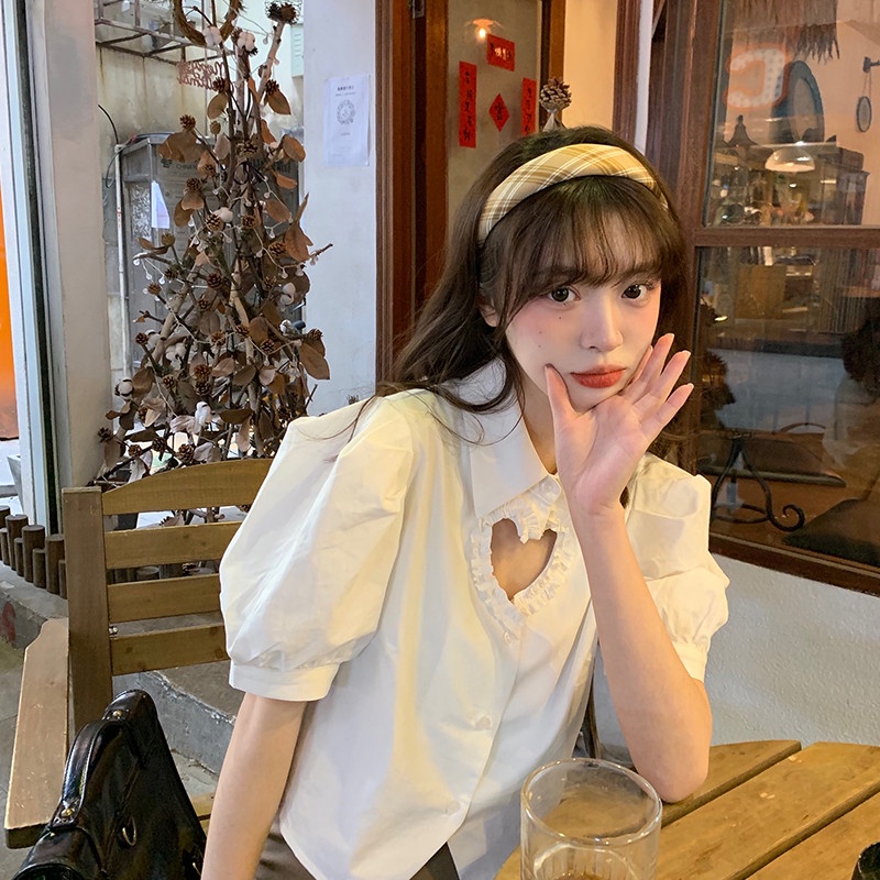 Áo Sơ Mi Croptop Aimeehouse Tay Phồng Cutout Hình Trái Tim Phong Cách Trẻ Trung Nữ Tính