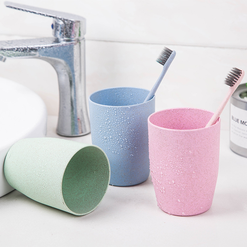 Cốc đánh răng bằng chất liệu lúa mạch thân thiện môi trường