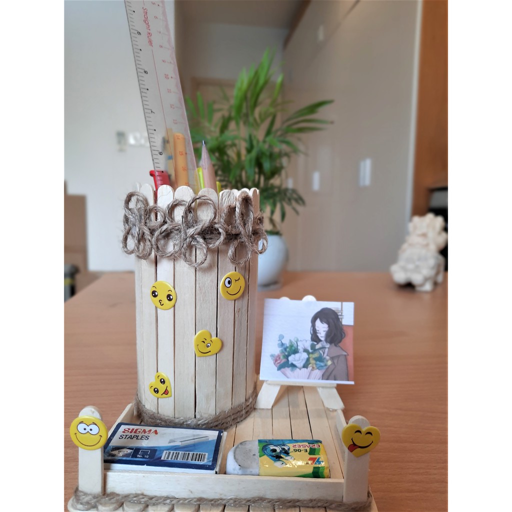 Ống bút handmade cute có kệ để ảnh hoặc note