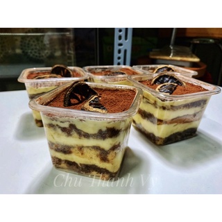 Bánh Tiramisu