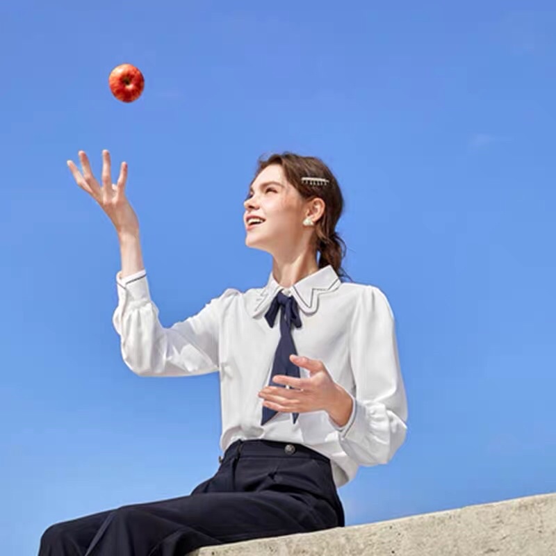 Áo sơ mi trắng XIANGYING