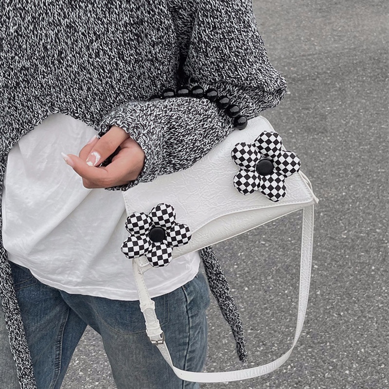 IELGY Túi Ielgy đeo vai/ cầm tay đính hoa họa tiết chìm dễ phối đồ cho nữ