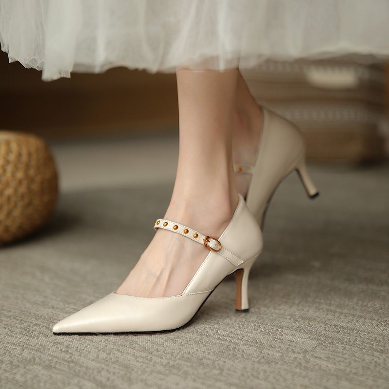 Da mềm giày cao gót mũi nhọn màu trắng cổ điển Mary Jane đinh tán nhỏ phụ nữ váy một từ khóa đơn