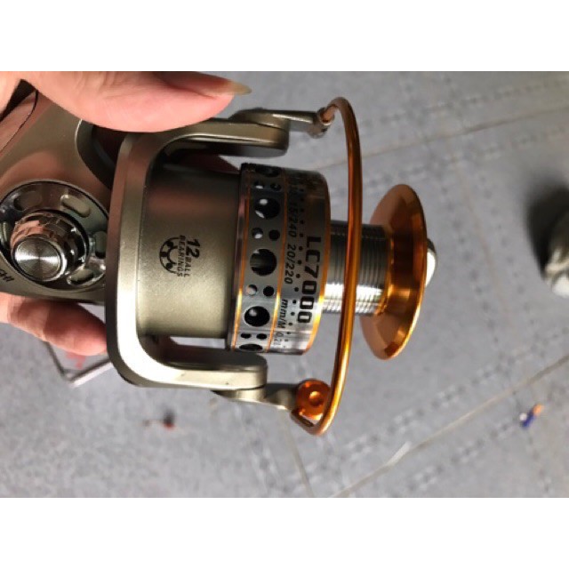 Máy câu cá yumoshi lc 3000-7000