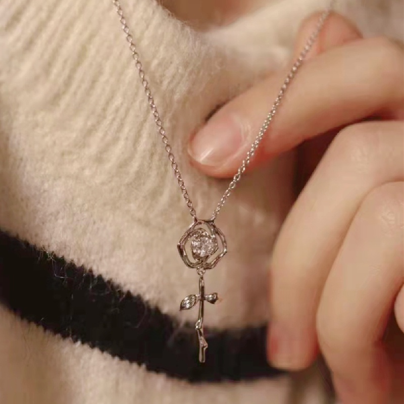 Vòng cổ Mặt Hoa Hồng Đính Đá Zircon Phong Cách Hàn Quốc