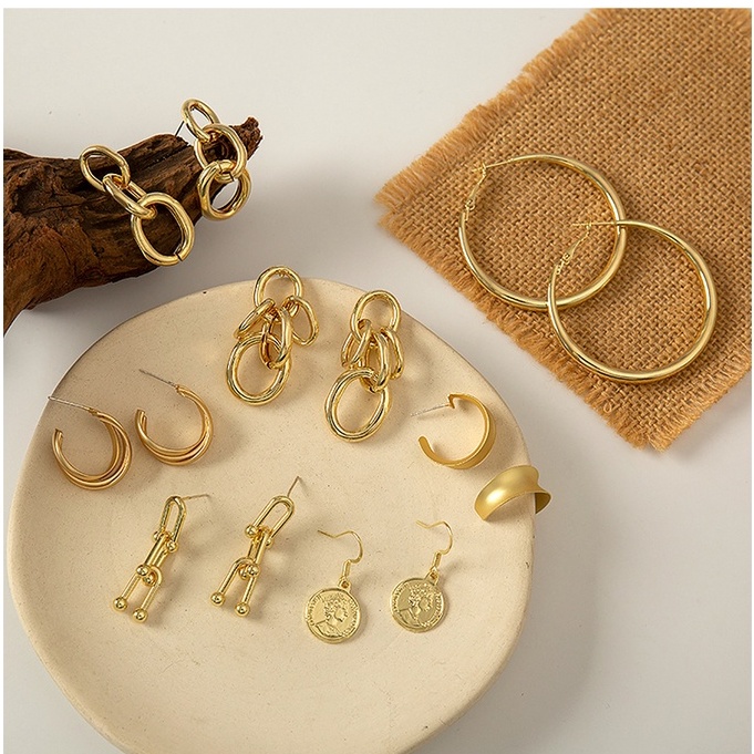 Bông tai mạ vàng hình vuông thời trang