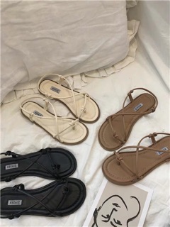 Sandal đế bệt
