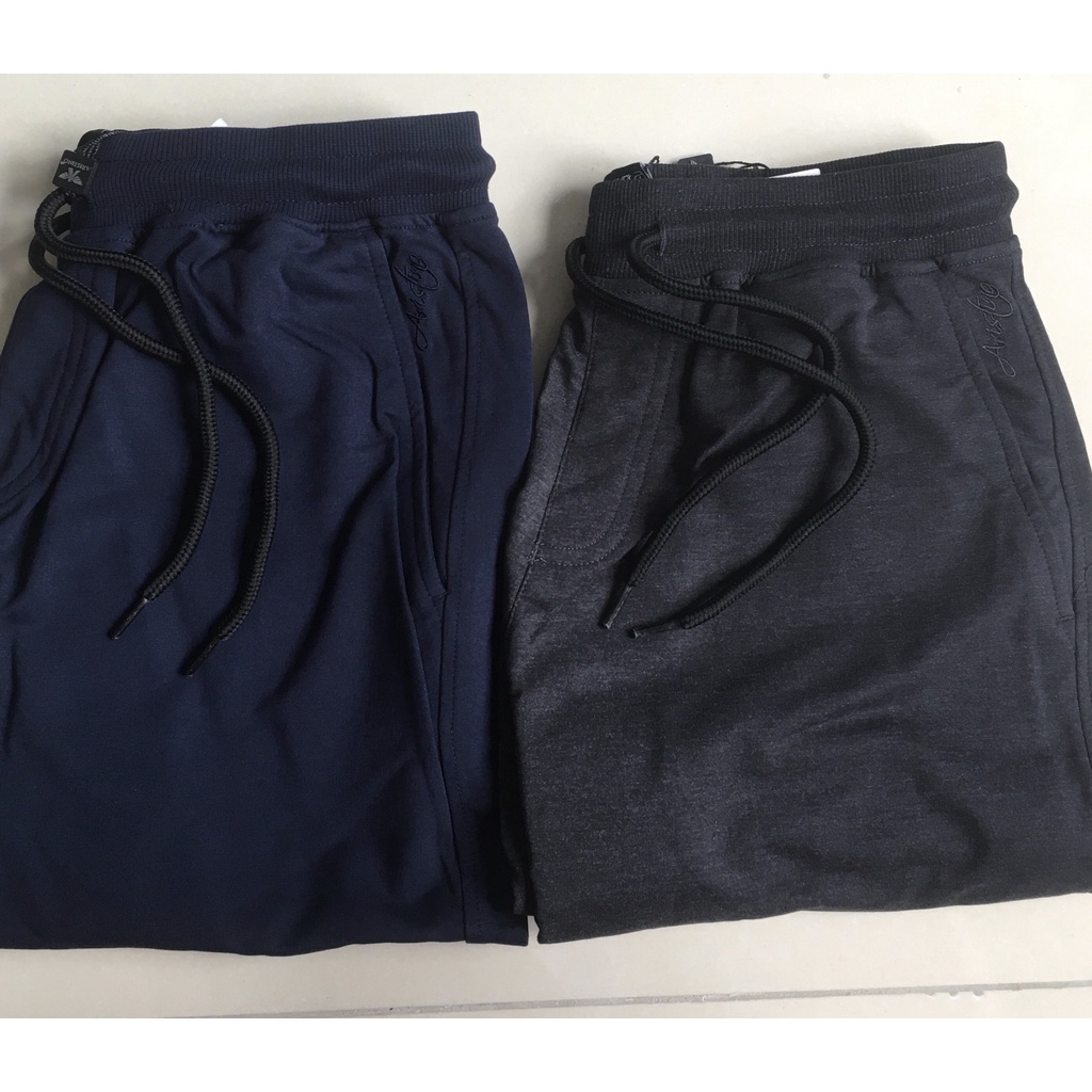 Quần Short Aristino ASO031s1 Regular Màu Xanh Tím Than còn size M/L/XL/XXL