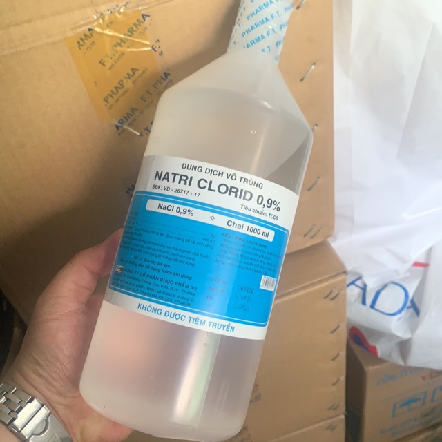 Dung dịch nước muối vô trùng natri clorid 0,9% 3/2 (FT Pharma) chai 1000ml /1 lít (súc miệng, họng, rửa mặt, vết thương)