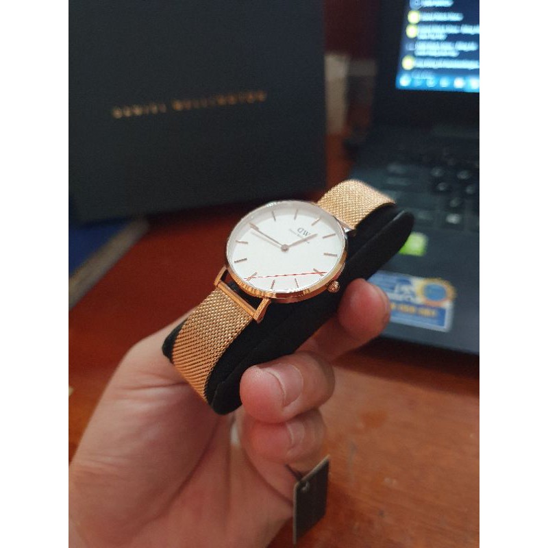 Đồng Hồ Nữ Daniel Wellington Classic Petite Melrose 32mm