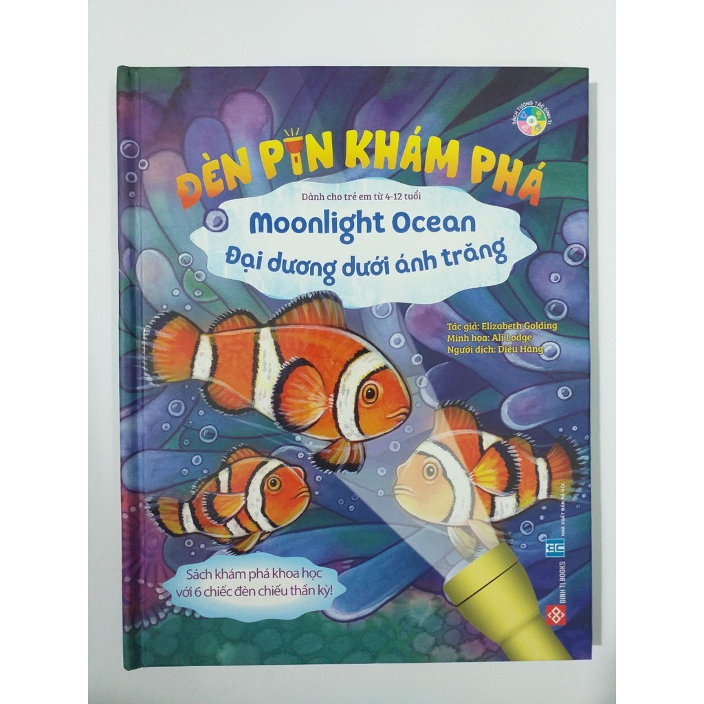 [Mã LIFEMALL995 giảm 10% đơn 99K] Sách - Đèn pin khám phá - Moonlight Ocean - Đại dương dưới ánh trăng