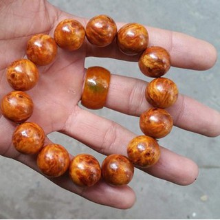 Vòng gỗ Nu Huyết Long Malaysia