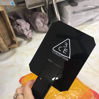 Gương xinh cầm tay