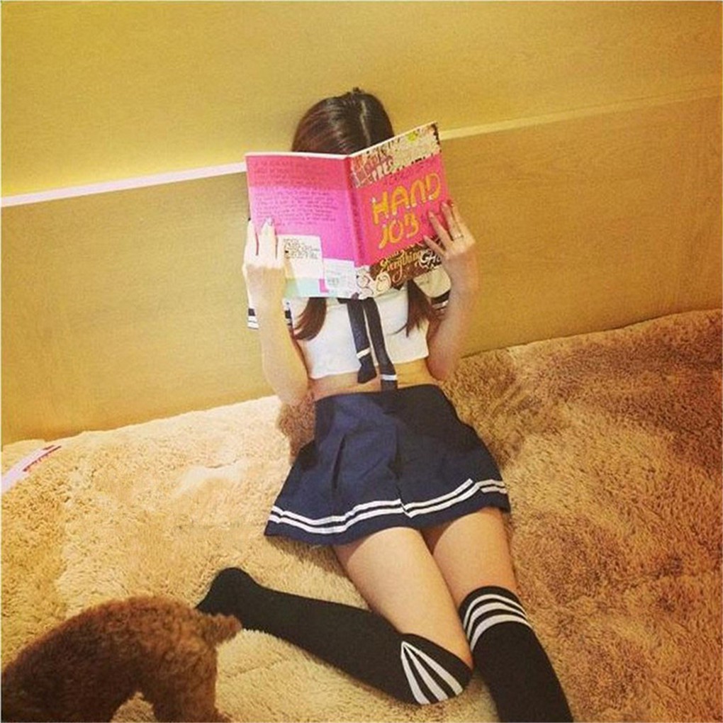 Bộ đồ hóa trang nữ sinh phong cách gợi cảm