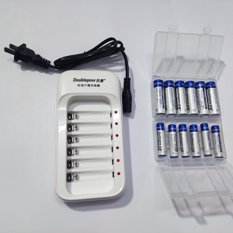 Sạc 6 Khe Kèm 12 Viên Pin Sạc