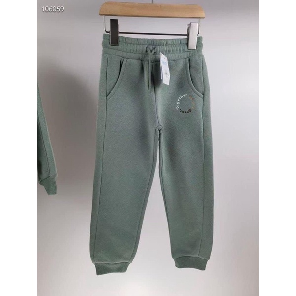 Bộ quần áo nỉ bông