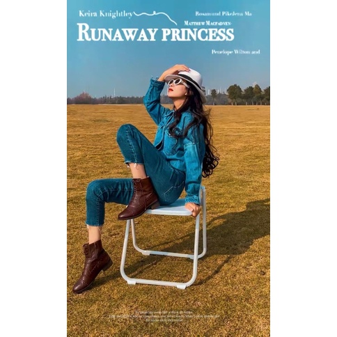 Ghế Xếp Trắng Chụp Hình, Làm Việc Văn Phòng