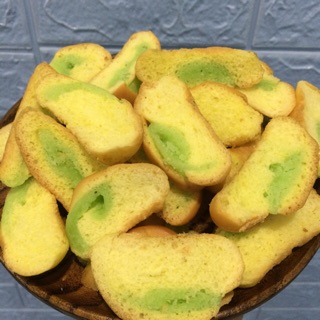 Bánh Mì Sữa Nhân Mứt zip 1.5KG( trứng gà/dứa) thơm ngon dễ ghiền