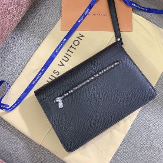 Clutch lv nam thames hàng spsl