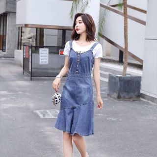 Đầm jean 2 dây đuôi cá xéo