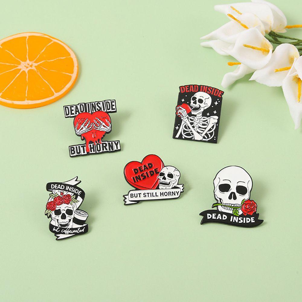 Huy Hiệu Cài Áo Hình Trái Tim Bộ Xương Phong Cách Gothic Halloween