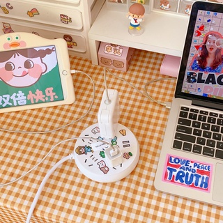 Ổ cắm điện đa năng với cổng USB tiện lợi