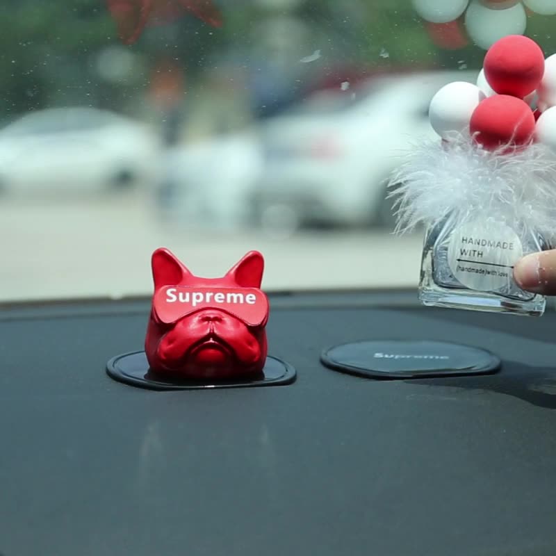 Phụ Kiện Trang Trí Xe Hơi Hình Chó Bull Cool Ngầu