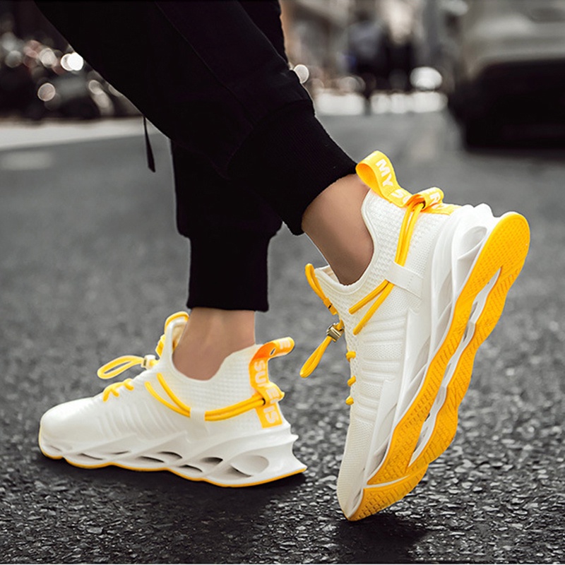 Giày Sneaker Nam thể thao màu trắng cổ cao cho học sinh phong cách Hàn Quốc TAKUTA mã A85V