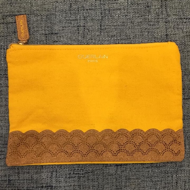Túi đựng mĩ phẩm Guerlain