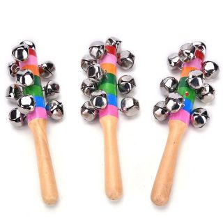 Lục lạc cán gỗ cầu vòng cho bé