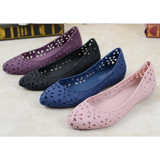 (SẴN) Giày nhựa đi mưa