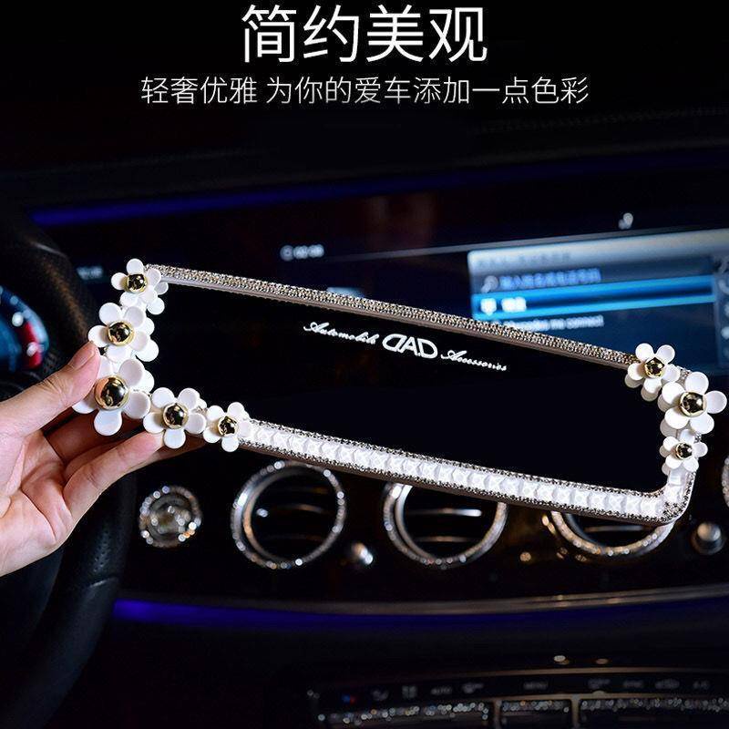 Gương Chiếu Hậu Xe Hơi Đính Đá Pha Lê Cao Cấp Dành Cho Phái Nữ