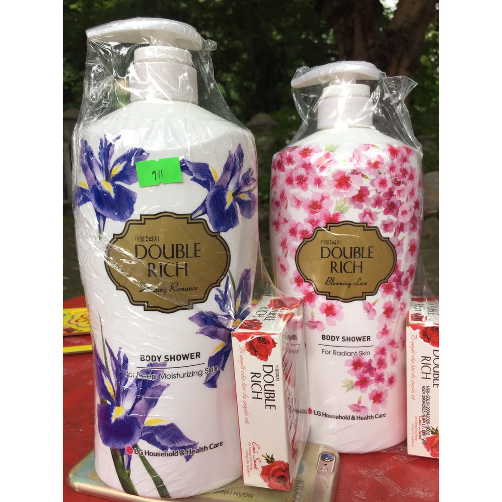 SỮA TẮM DOUBLE RICH 800G TẶNG XÀ PHÒNG TẮM DOUBLE RICH