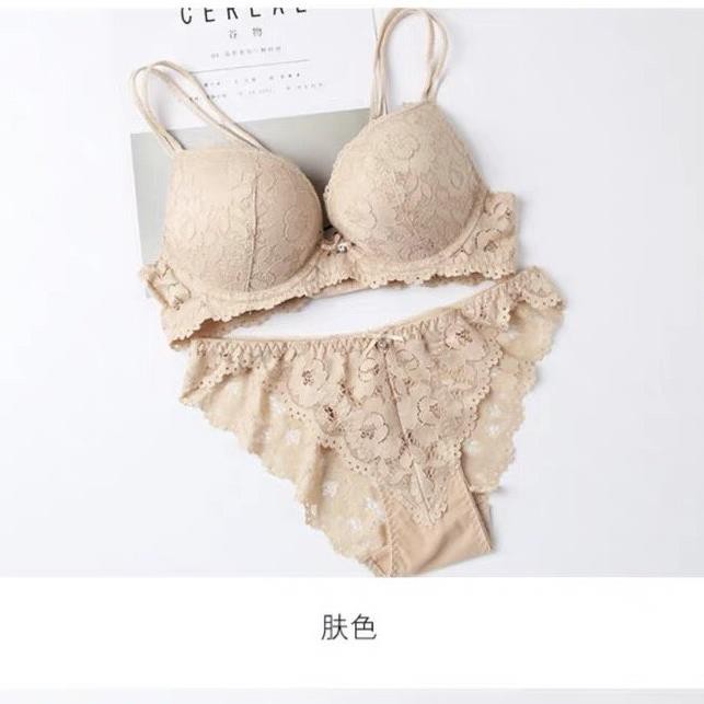 THANH LÝ - Bộ đồ lót ren có gọng đệm kép nâng ngực BL1390