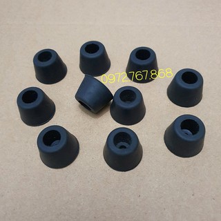 Chân cao su phi 27mm. cao 18mm. lỗ vít 5mm
