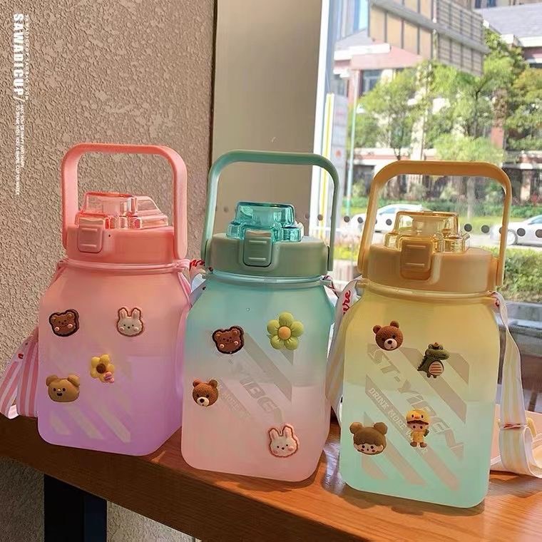 Bình Nước Siêu Đẹp 1.5 Lít Có Vạch Chia Mực Nước Phong Cách Thể Thao Tặng Sticker nổi