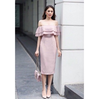 Đầm trễ vai hồng nude (có cận vải)