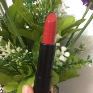 Son màu RiVal De Loop của Đức .