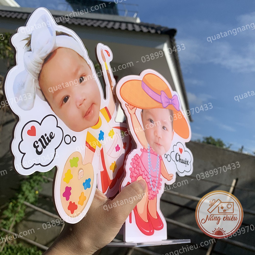 Tượng để bàn chibi cho con yêu dịp sinh nhật, thôi nôi, chất liệu mica sáng bóng, an toàn cho người sử dụng