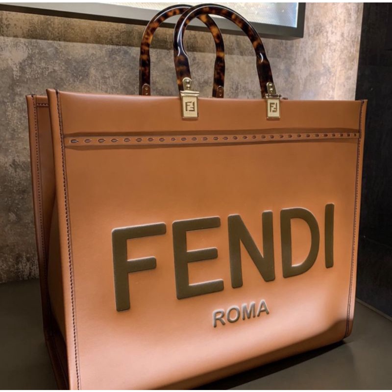 Túi xách nữ F.D Tote sz35cm màu nâu bò có khóa miệng kín đáo